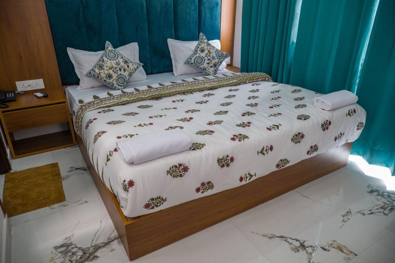 The Vinayak By Le Pension Stays Rishikesh Ngoại thất bức ảnh